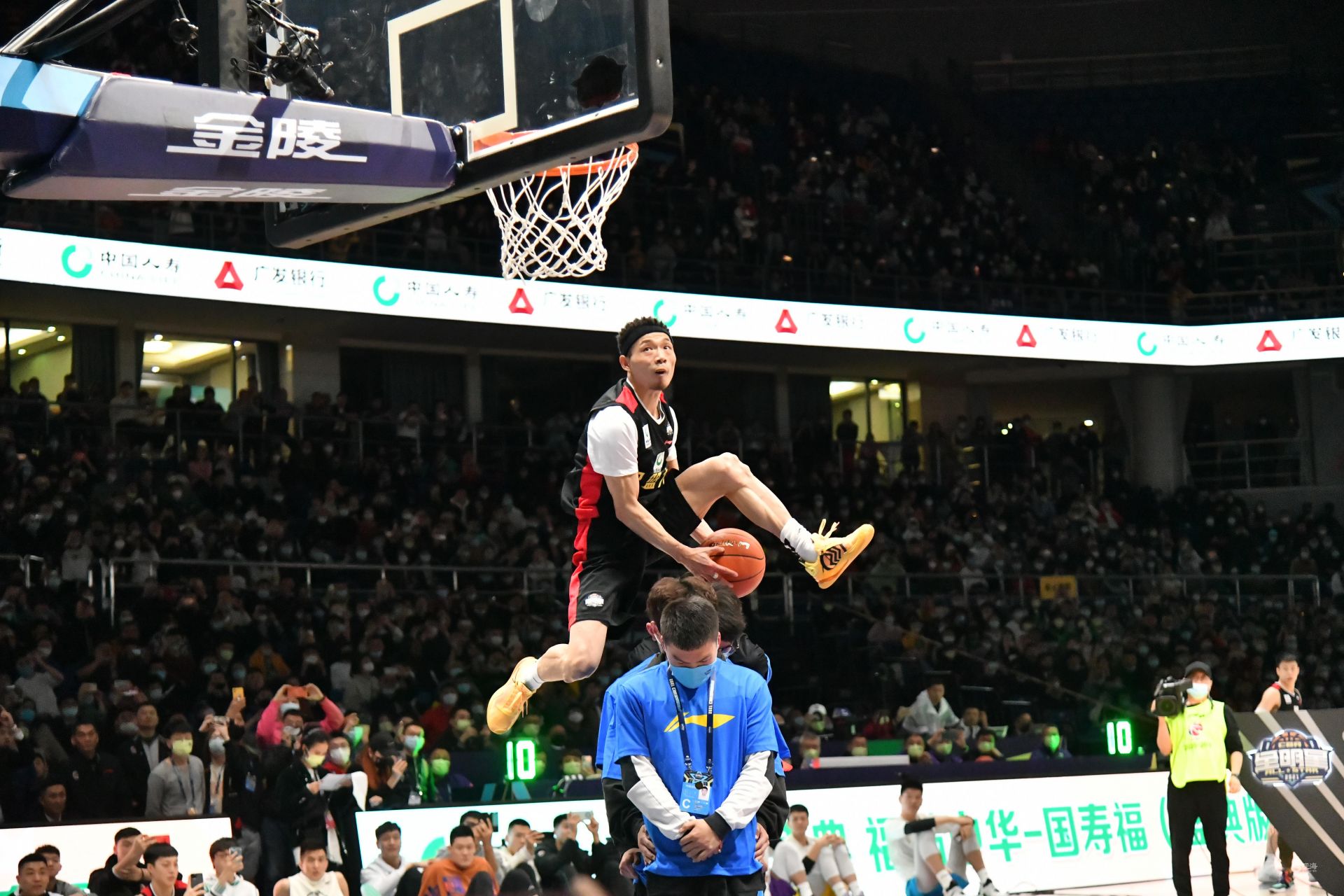 不仅是一次 不仅是一次