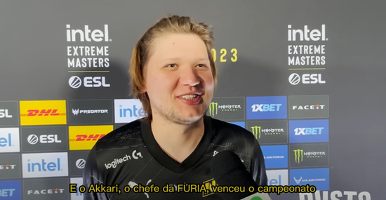 尽管他们在 尽管他们在