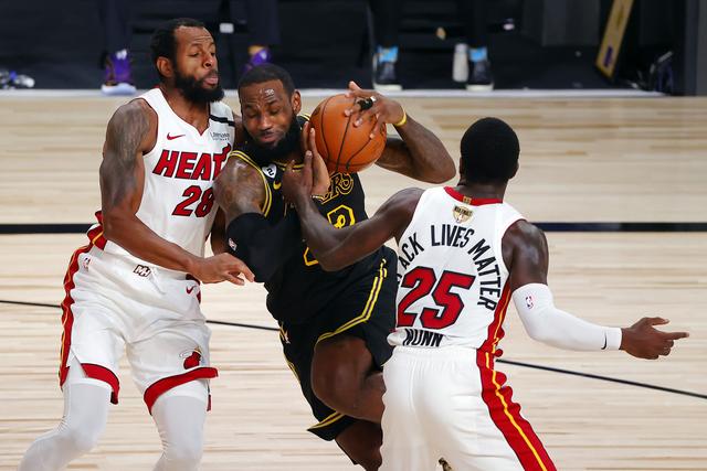 在对阵曼联 在对阵曼联