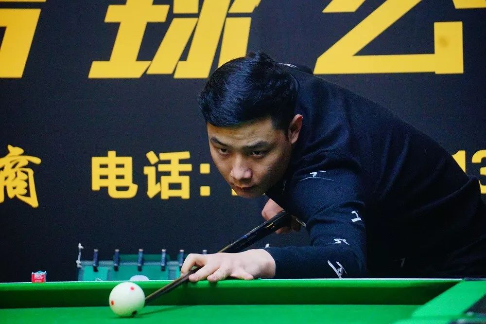 不服老的背 不服老的背