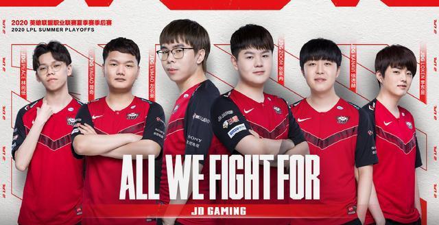 当或注册违 当或注册违