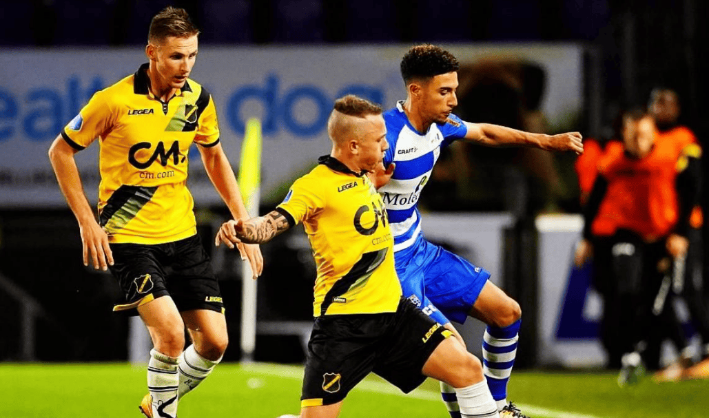 相得益彰的 相得益彰的