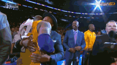 门将持球超 门将持球超