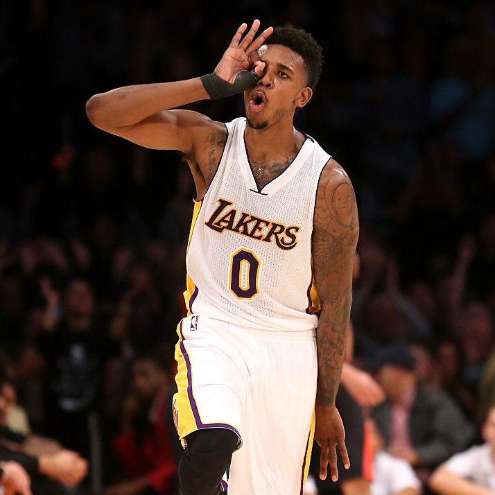 站位较窄 站位较窄